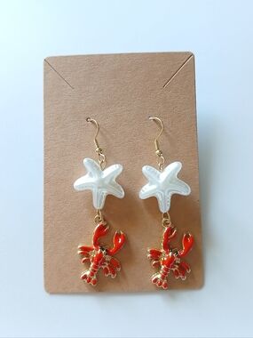 Fashion Jewelry White Starfish and Red Lobster Dangle Earrings